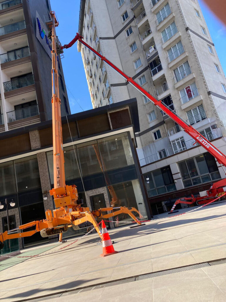 Kiralık Örümcek Platform Vinç
